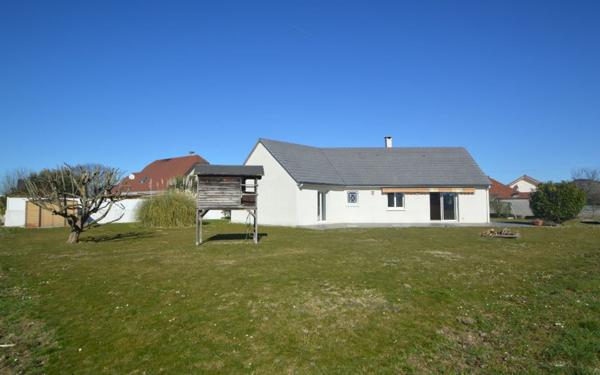 Maison à louer    6 pièces •  Assat