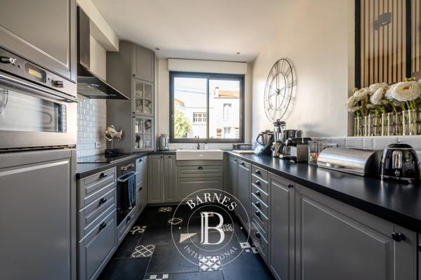 Colombes, Maison 4 Chambres -  151 m² à vendre