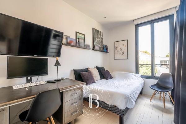 Colombes, Maison 4 Chambres -  151 m² à vendre