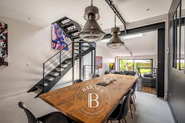 Colombes, Maison 4 Chambres -  151 m² à vendre