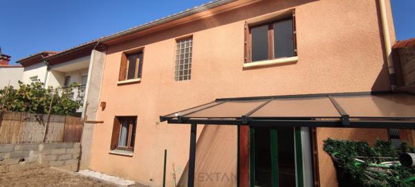 Maison 2 faces 5 pièces avec garage et jardins