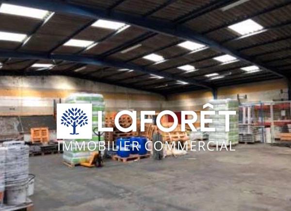 Achat local commercial Ploufragan - 869 m² - 589 600 €