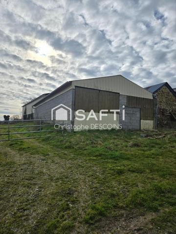 Maison de 180 m² avec vastes dépendances sur 24 500 m² à Chailland