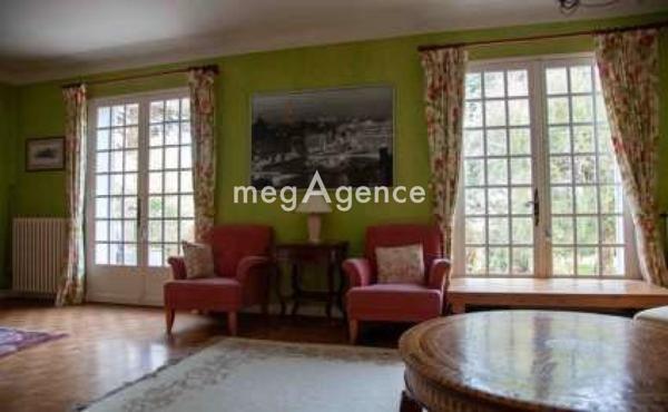 Maison à PORT-SAINTE-FOY-ET-PONCHAPT, 33220 - 7 pièces 205m²