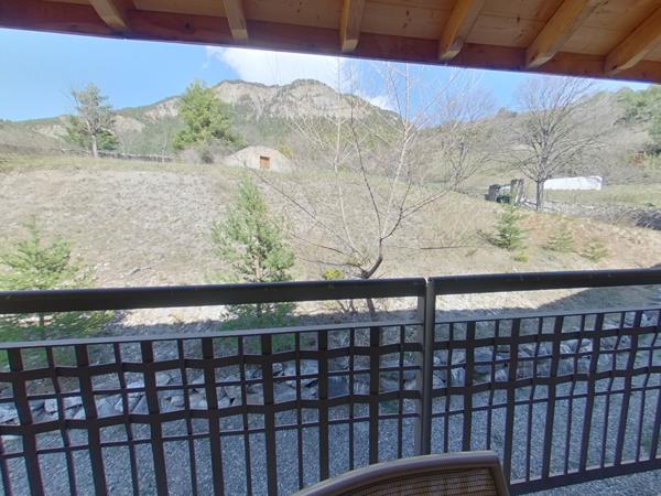 04850 JAUSIERS TYPE 3 EN DUPLEX - TERRASSE - PARKING PRIVATIF COUVERT