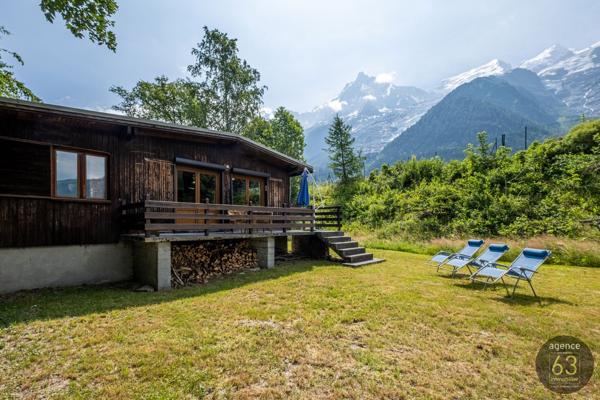 Charmant Chalet à Chamonix Mont-Blanc sur 1230 m2 de terrain plat