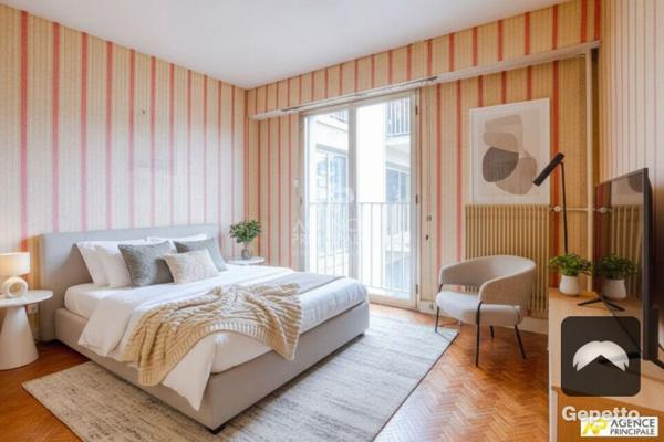 Montreuil - Appartement Versailles 4 pièce(s) 117.80 m2 - 2 -ème étage avec parking double €475 000 ** - Référence 26741