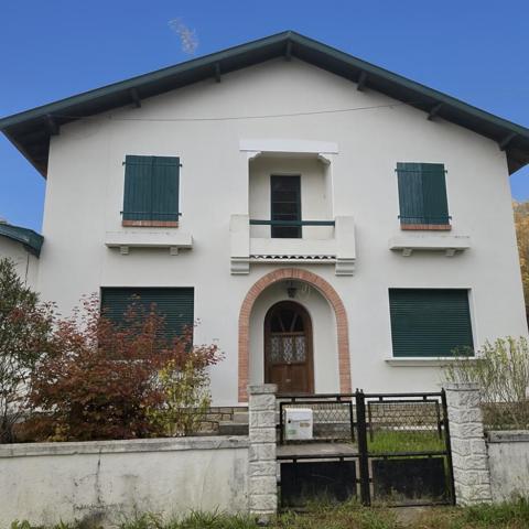 A VENDRE POMAREZ MAISON 6 CHAMBRES