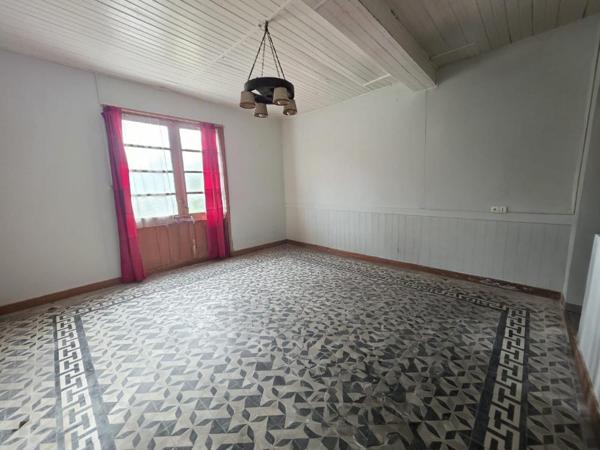 A VENDRE POMAREZ MAISON 6 CHAMBRES