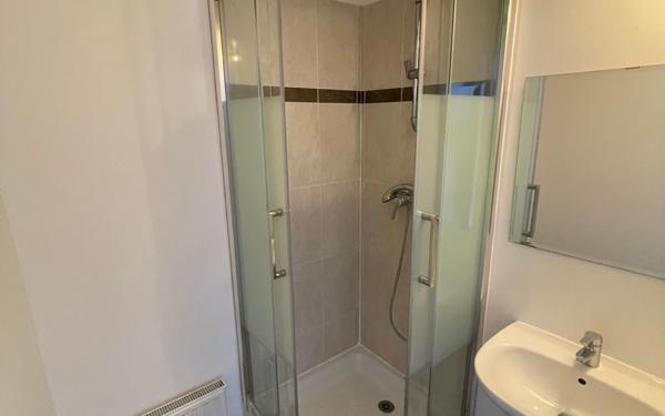 Appartement à vendre    5 pièces • 100 m2 Montigny-le-Bretonneux