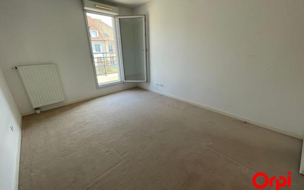 Appartement à vendre    5 pièces • 100 m2 Montigny-le-Bretonneux