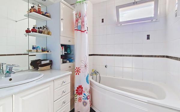 Maison à vendre    4 pièces •  Pont-du-Château