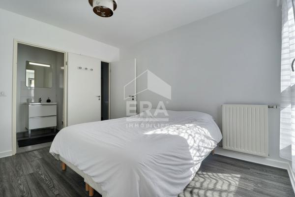 91 m² traversant au calme des quais ? Copropriété 2017 & 3 chambres à L'Île-Saint-Denis