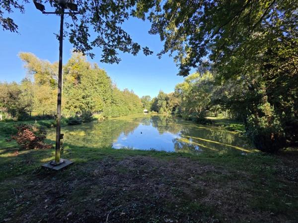 Vente                                                      Terrain
                        
                                         7718 m2                     à Laniscourt