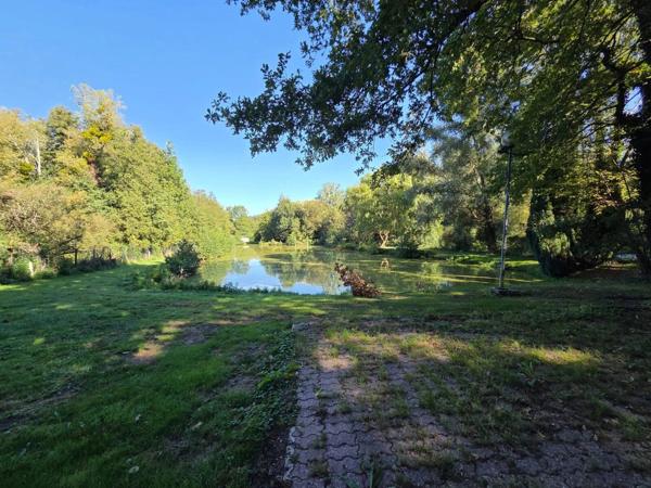 Vente                                                      Terrain
                        
                                         7718 m2                     à Laniscourt