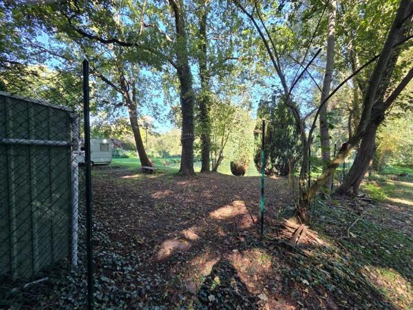 Vente                                                      Terrain
                        
                                         7718 m2                     à Laniscourt