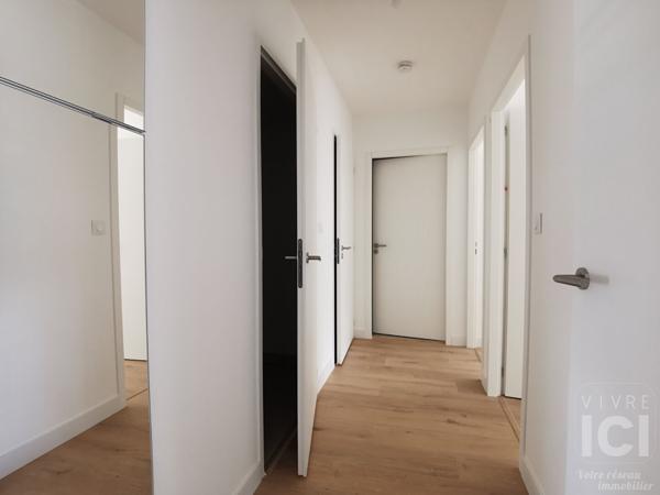 Appartement bourg Treillières 3 pièce(s) 61 m2 avec balcon et double garage