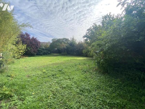 45200 AMILLY - TERRAIN A BATIR DE 735 M²