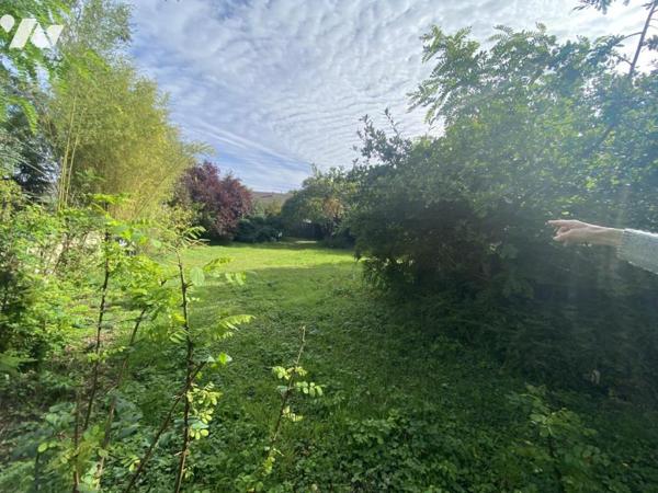 45200 AMILLY - TERRAIN A BATIR DE 735 M²