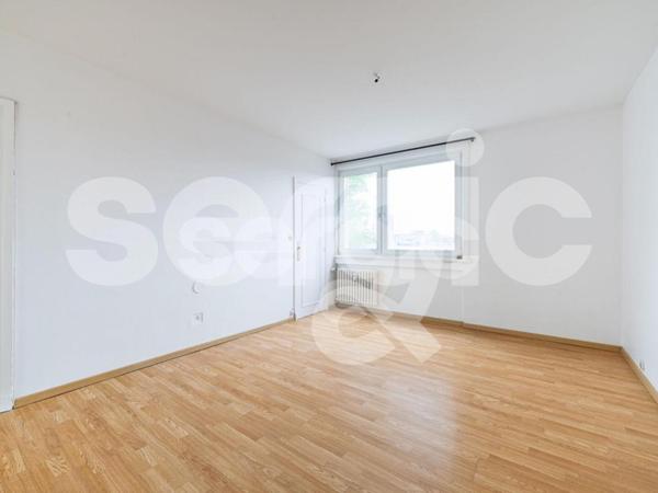Location 4 Pieces 87 59491 Villeneuve D Ascq 16 0706 01 0005
