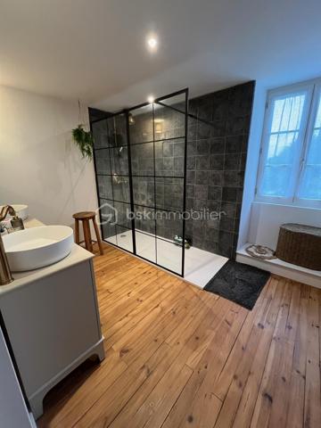 Maison en pierre de 180 m²