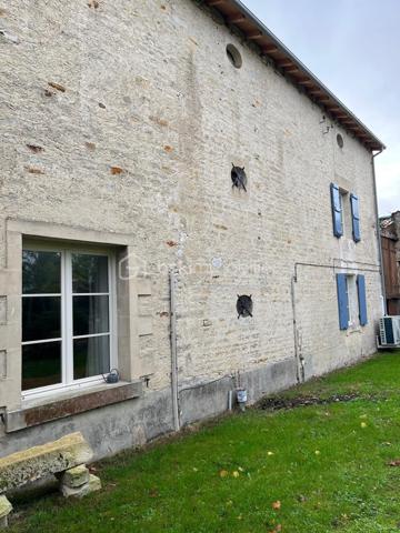 Maison en pierre de 180 m²