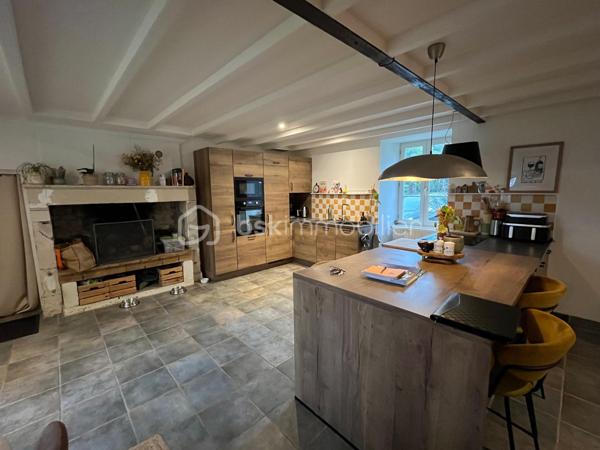 Maison en pierre de 180 m²