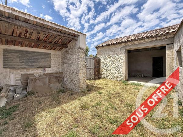 Maison à vendre  3 pièces - 67 m 2   CHATEAURENARD  - 13