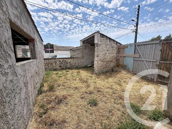 Maison à vendre  3 pièces - 67 m 2   CHATEAURENARD  - 13