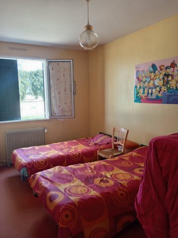 Maison de campagne avec 1.3 hectares