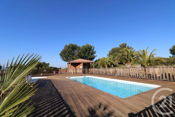 Appartement F3 à vendre  3 pièces - 85 m 2   ST RAPHAEL  - 83