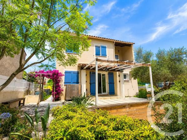 Maison à vendre  3 pièces - 91,60 m 2   FREJUS  - 83