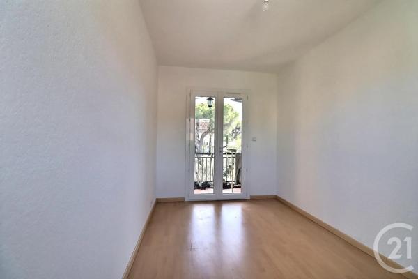 Maison à vendre  3 pièces - 91,60 m 2   FREJUS  - 83