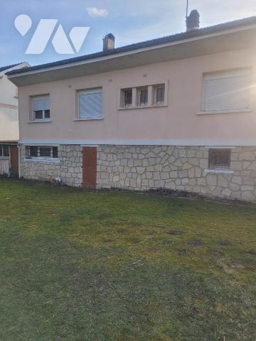 SAINT MEMMIE (51470) Maison de type à RÉNOVER complètement avec jardin et sous-sol complet 