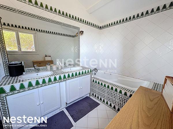 En Exclusivité, Maison 169m2, 5 chambres rénovée avec vue sur l'étang de Bages à Narbonne