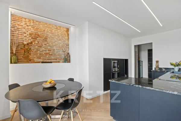 Maison bourgeoise 310m2 rénovée avec jardin, piscine et garage