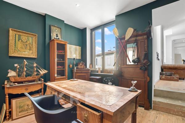 Maison bourgeoise 310m2 rénovée avec jardin, piscine et garage