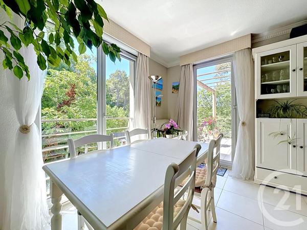 Appartement F3 à vendre  3 pièces - 75 m 2   MOUGINS  - 06