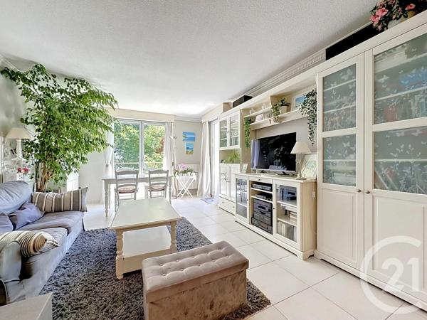 Appartement F3 à vendre  3 pièces - 75 m 2   MOUGINS  - 06