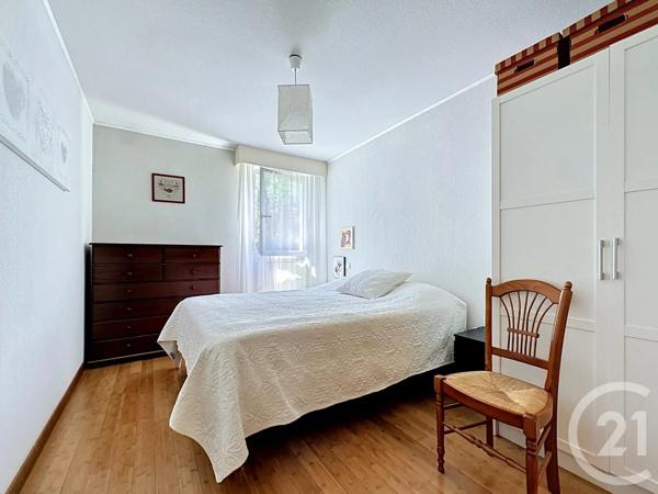 Appartement F3 à vendre  3 pièces - 75 m 2   MOUGINS  - 06
