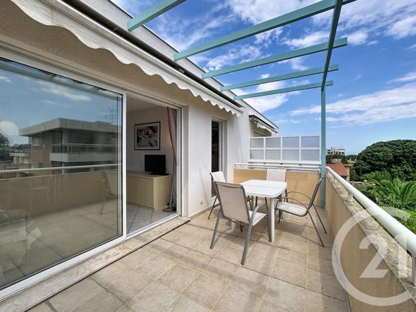 Appartement F2 à vendre  2 pièces - 40,59 m 2   ANTIBES  - 06