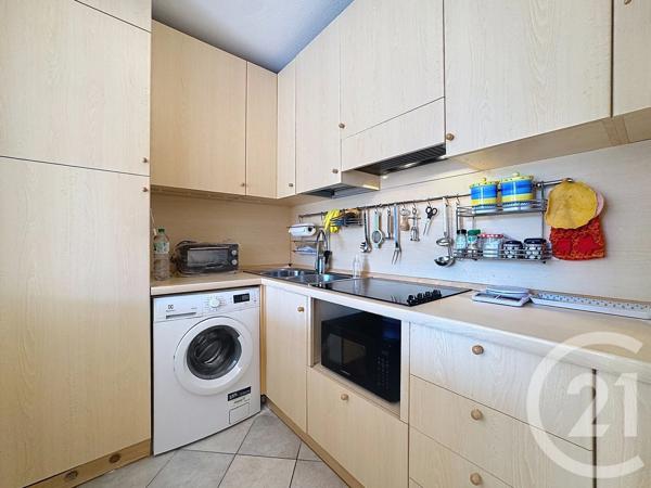 Appartement F2 à vendre  2 pièces - 40,59 m 2   ANTIBES  - 06