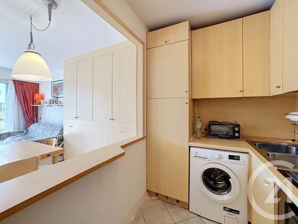 Appartement F2 à vendre  2 pièces - 40,59 m 2   ANTIBES  - 06