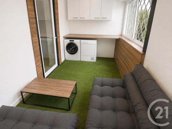 Appartement F2 à vendre  2 pièces - 44 m 2   TOULON  - 83