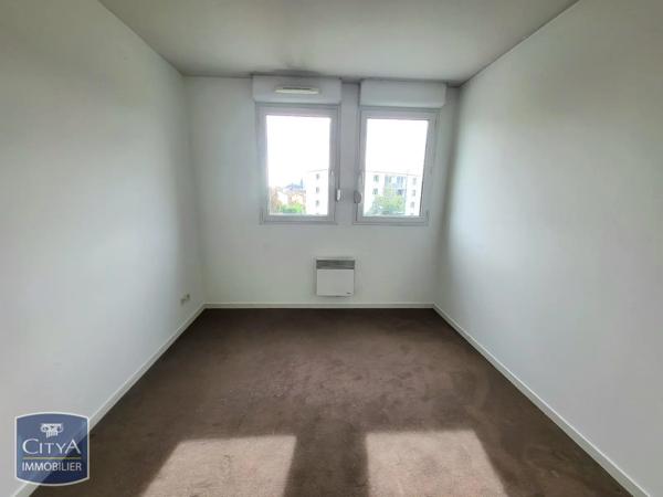 Appartement à louer 2 pièces 48.89m² Clermont-Ferrand (63000)