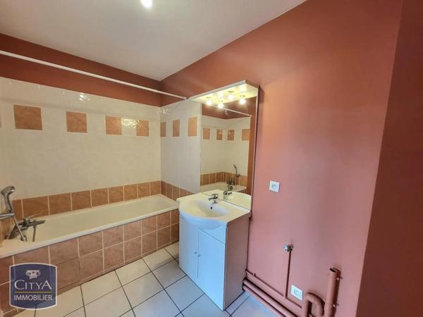 Appartement à louer 2 pièces 48.89m² Clermont-Ferrand (63000)