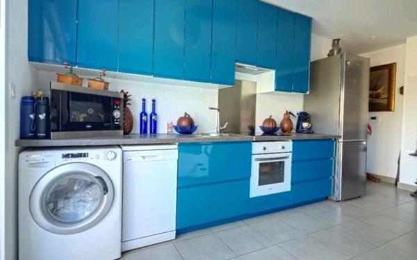 Appartement à vendre    2 pièces • 47 m2 Fréjus