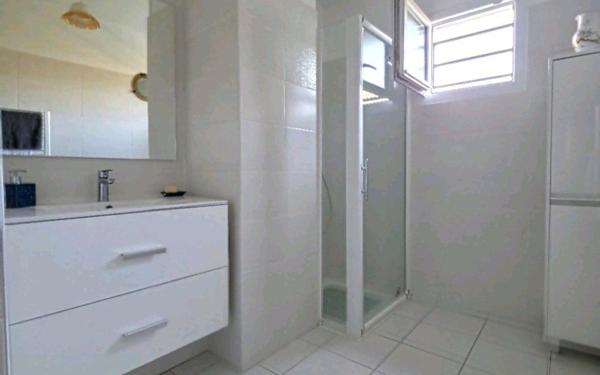 Appartement à vendre    2 pièces • 47 m2 Fréjus