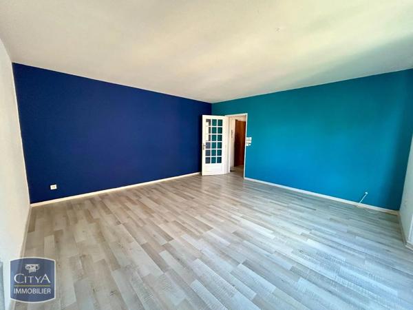 Appartement à louer 2 pièces 59.74m² Belfort (90000)