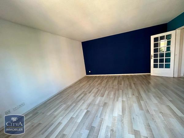 Appartement à louer 2 pièces 59.74m² Belfort (90000)
